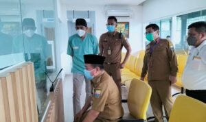 al haris saat sambangi rsud raden mattaher jambi