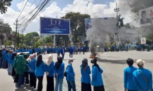 aksi unjuk rasa aliansi bem si provinsi jambi