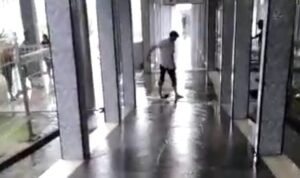 genangan air di rsud raden mattaher jambi