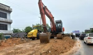 pengerjaan oprit jembatan parit gompong