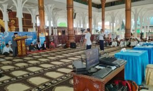 al haris saat membuka lomba azan jambi mantap
