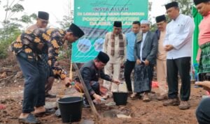 al haris letakkan batu pertama pembangunan ponpes daarul qolam