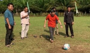 ansori pembukaan turnamen sepak bola