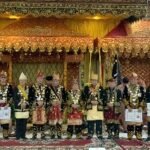 edi purwanto hadiri penyerahan gelar adat jambi ke 13 tokoh di balairung lam jambi