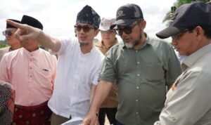 sudirman saat meninjau stockpile dan pelabuhan batubara pt sas