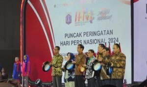 jokowi hadiri puncak hpn 2024 di jakarta