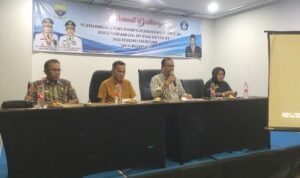 syamsurizal buka bimtek komunitas belajar ramah guru sma se jambi