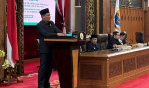 rapat paripurna dprd jambi