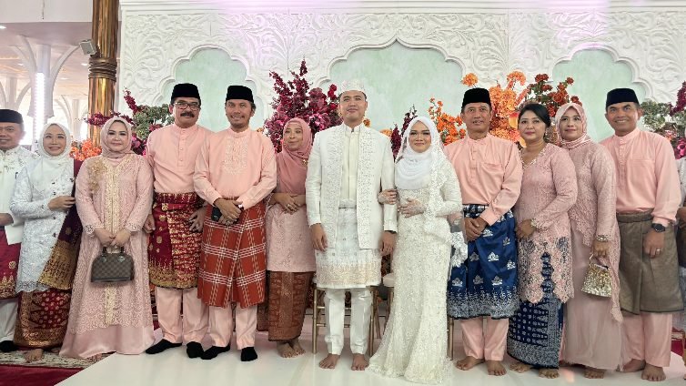 edi purwanto akad nikah putri gubernur