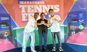 Calon Gubernur Jambi Al Haris saat menutup ajang Mahakarya Tenis Fest Vol 1