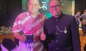 Ketua SPS Jambi, M Munawir bersama Sekjen SPS Pusat Asmono Wikan