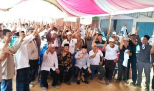 Silaturahmi calon nomor urut 2 Al Haris dengan masyarakat Air Hitam, Sarolangun