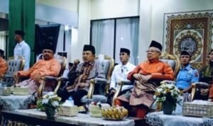 Dari kiri: Menag Yaqut Cholil Qoumas, Ketua Dewan Masjid Indonesia Jusuf Kalla dan Wapres Ma’aruf Amin