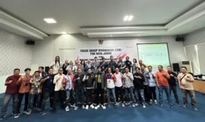 Foto bersama peserta FGD yang digelar PWI kota Jambi dan Dit Intelkam Polda Jambi