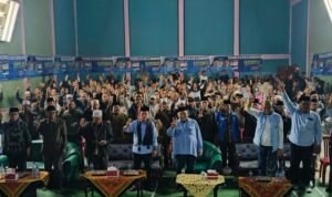 Calon Gubernur Jambi nomor urut 2 Al Haris saat bertemu masyarakat Lima Desa Tanjung Pauh Mudik, Kerinci