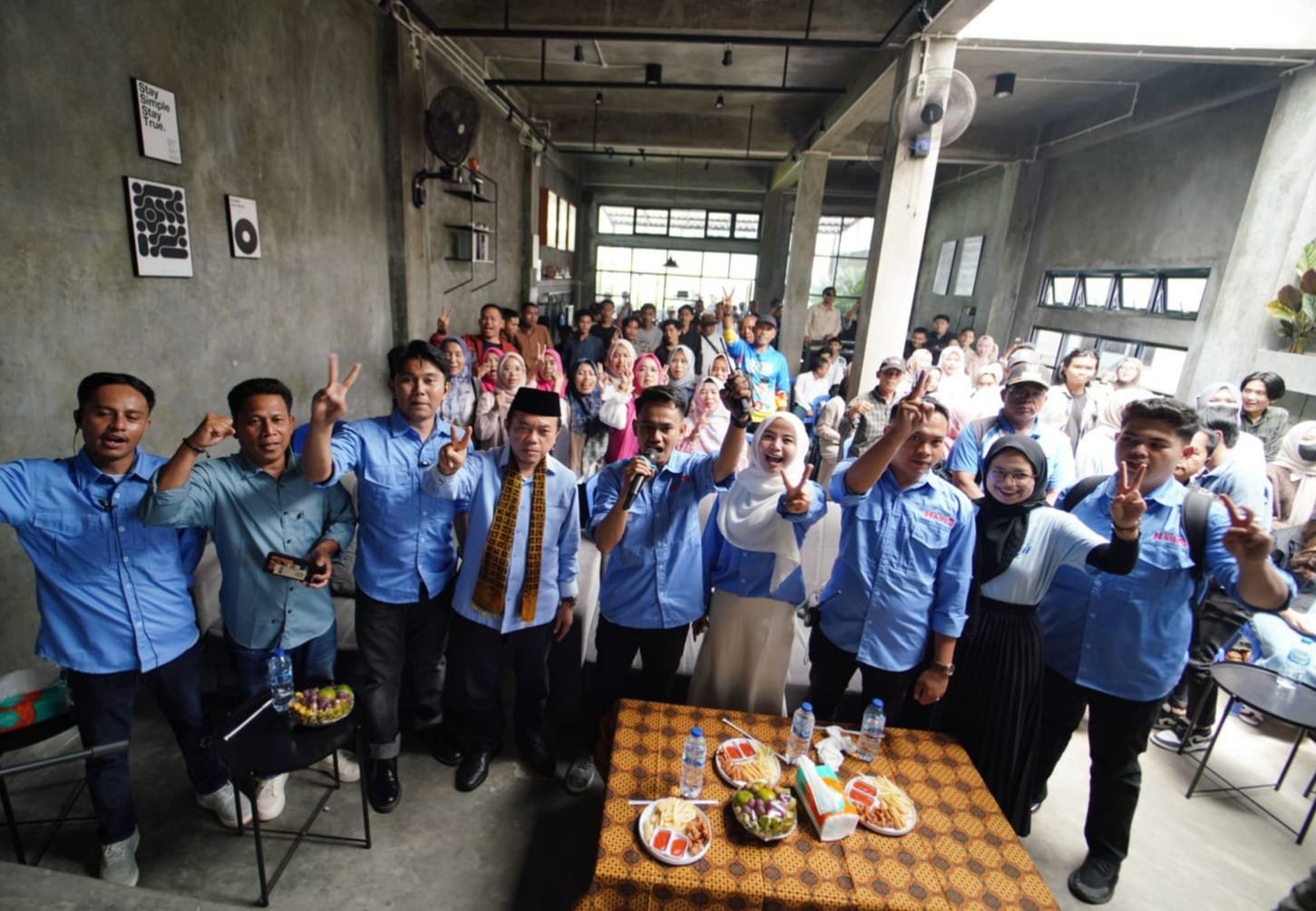 Satu Jam Lebih Dekat dengan Wo Haris yangg dihadiri milenial dan Gen Z Kerinci