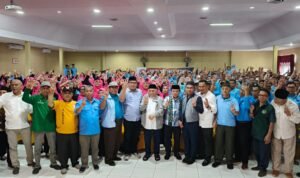 Calon Gubernur Jambi nomor urut 2, Al Haris bersama tim pemenangan Kota Sungai Penuh