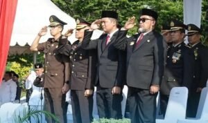 Ketua DPRD Provinsi Jambi, M. Hafiz Fattah menghadiri upacara peringatan Hari Pahlawan