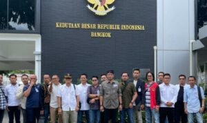 Pengurus SMSI Provinsi Jambi saat berkunjung ke KBRI Bangkok