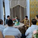 Gubernur Jambi Al Haris menyambut kedatangan Komisi III DPR RI