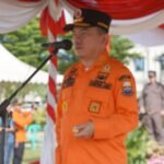 Gubernur Jambi Al Haris saat memimpin apel kesiapsiagaan bencana hidrometeorologi basah tahun 2024