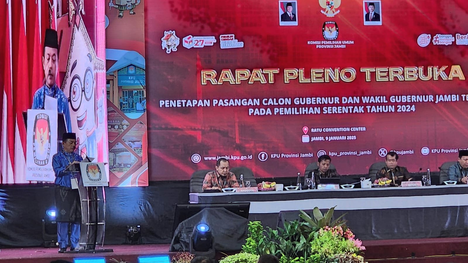 Sambutan Gubernur Jambi terpilih Al Haris dalam rapat pleno KPU