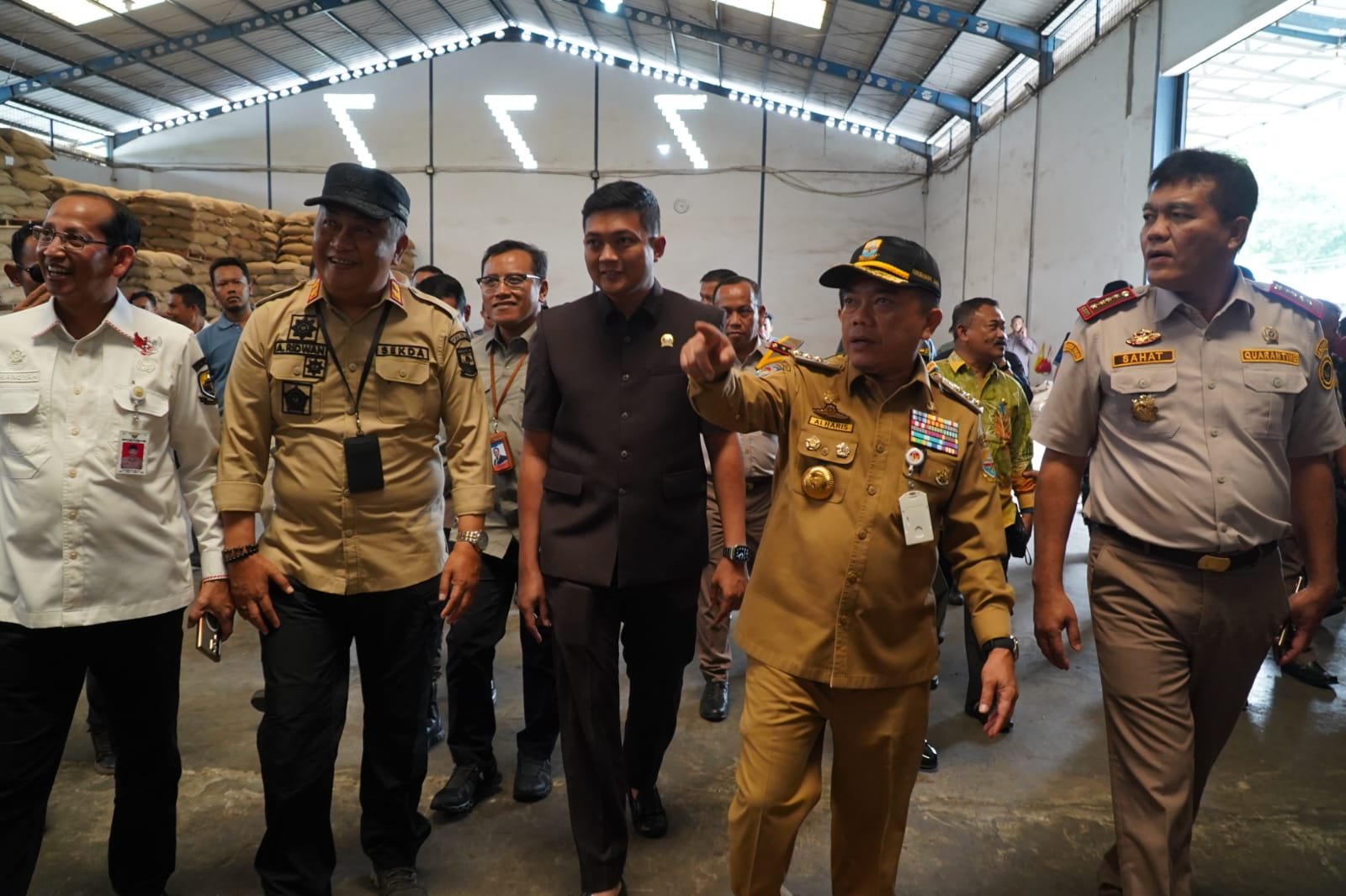 Gubernur Jambi Al Haris melepas ekspor komoditas unggulan Jambi senilai Rp 7,2 miliar