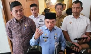 Gubernur Jambi Al Haris bersama Ketua Hiswana Migas Jambi Hafiz Fattah