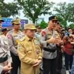 Gubernur Jambi Al Haris saat menghadiri apel pasukan operasi ketupat pengamanan Idul Fitri 1446 H tahun 2025