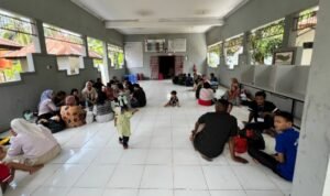 Wargaa binaan saat menerima kunjungan dari keluarga