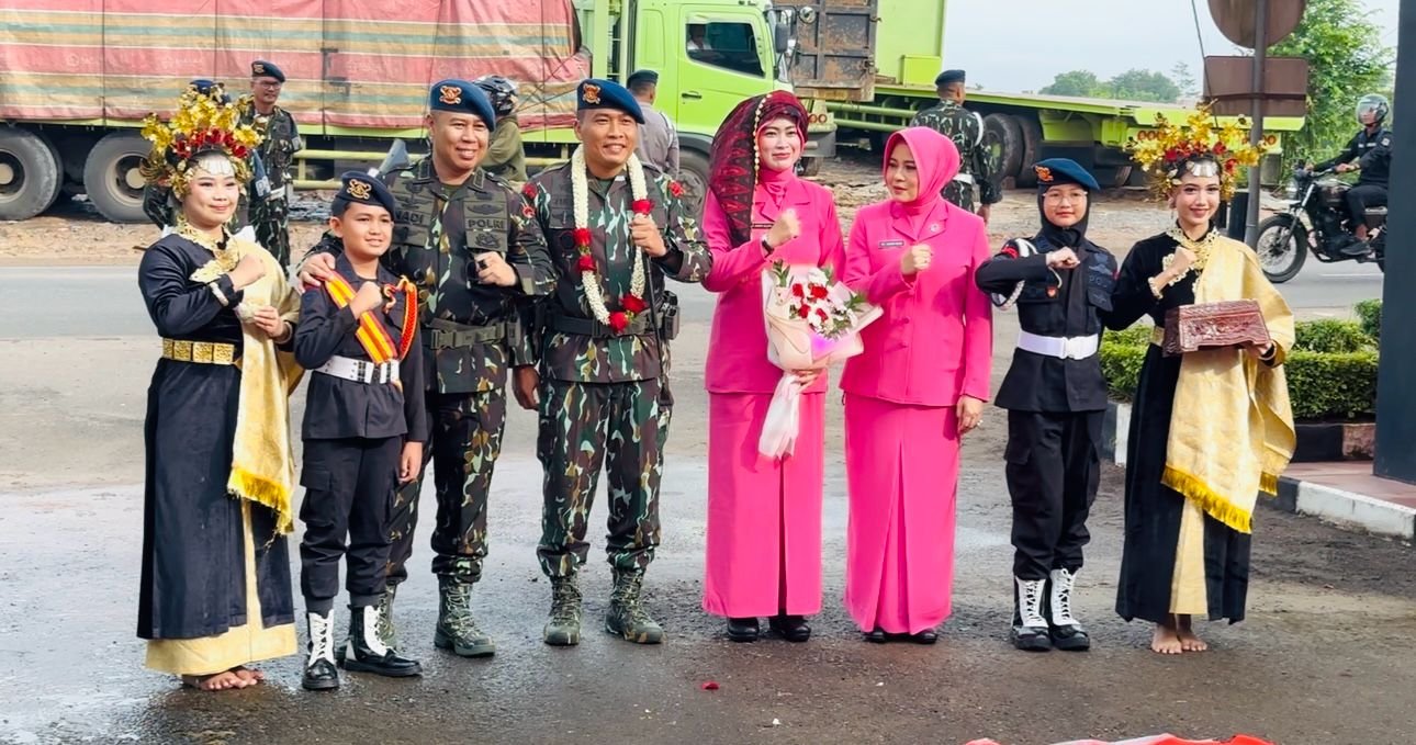 Penyambutan Dansat Brimob Polda Jambi yang baru Kombes Pol Zulkifli Ismail di Mako Brimob