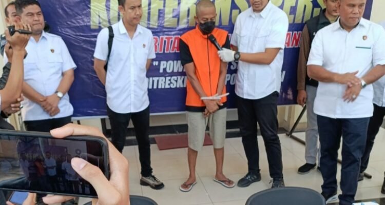 Pelaku dan barang bukti yang berhasil.diamankan polisi