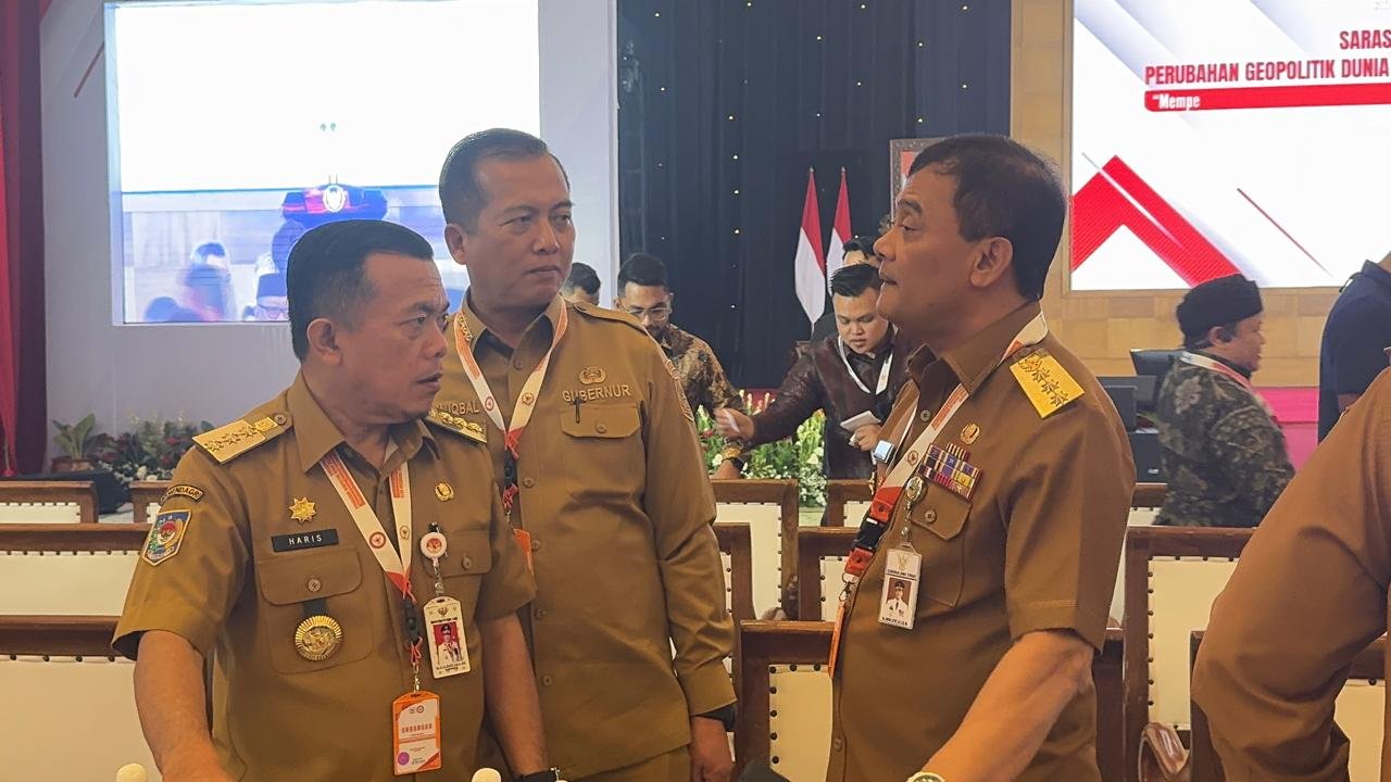 Gubernur Jambi sekaligus Ketua APPSI, Al Haris saat menghadiri Sarasehan Kebangsaan di MPR RI