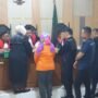 Helen saat menjalani persidangan di Pengadilan Negeri Jambi