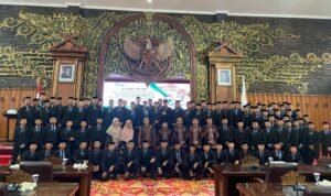 kunjungan santri pkp al hidayah ke dprd provinsi jambi
