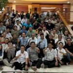 Hasan Mabruri bersama pengurus cabor dan para pendukungnya