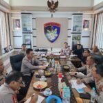 Kapolda Jambi Irjen Pol Krisno H Siregar saat mengunjungi Ditpolairud Polda Jambi