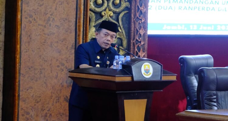 Gubernur Jambi Al Haris menghadiri rapat paripurna DPRD Provinsi Jambi