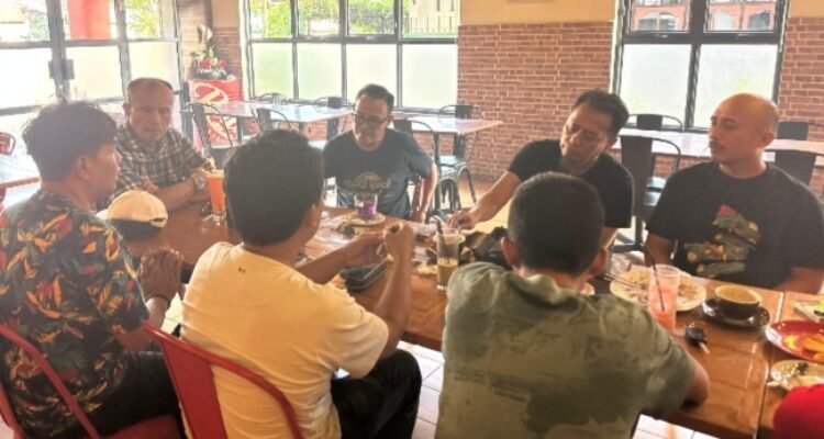 Suasana pertemuan Ketua KONI dan SMSI Provinsi Jambi