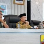 Gubernur Jambi Al Haris saat mengikuti rapat monitoring Karhutla Laporan Situasi Terkini bersama Menteri Kehutanan dan Kepala BNPB Pusat