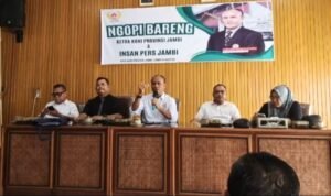 Ketua Umum KONI Provinsi Jambi AKBP Mat Sanusi saat silaturrahmi bersama insan pers