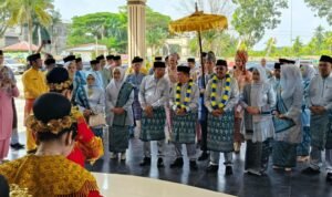 Gubernur Jambi Al Haris saat menghadiri puncak peringatan hari jadi ke-60 Kabupaten Tanjung Jabung Barat