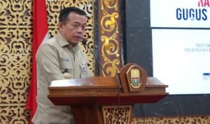 Gubernur Jambi Al Haris saat membuka Rapat Koordinasi Awal Gugus Tugas Reforma Agraria (GTRA)