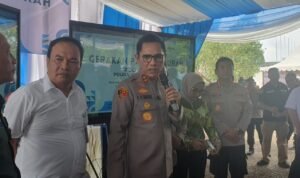 Kapolda Jambi Irjen Pol Krisno H Siregar saat launching Gerakan Pangan Murah di Gor Kotabaru, Kota Jambi