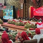 Gubernur Jambi Al Haris saat mengikuti rapat paripurna dalam rangka sidang tahunan MPR dan sidang bersama DPR-DPD dalam rangka HUT ke-80 Kemerdekaan RI tahun 2025