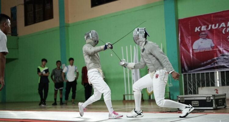 Final salah satu kelas dalam Kejurprov anggar Jambi tahun 2025