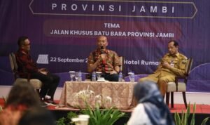 Seminar dan diskusi Serikat Media Siber Indonesia (SMSI) Provinsi Jambi dengan tema Manfaat Jalan Khusus Batu Bara Jambi