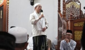 Gubernur Jambi, Al Haris saat safari subuh di Masjid Agung Al Jihad, Pasar Bangko, Kabupaten Merangin