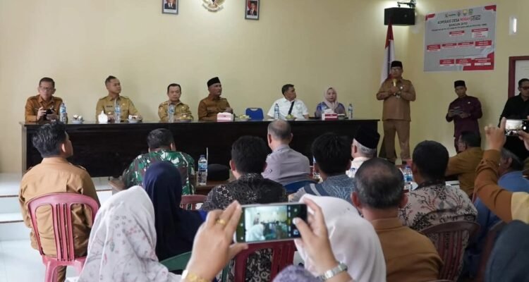 Gubernur Jambi, Al Haris berdialog dengan pengurus Koperasi Desa Merah Putih Bagun Jayo di Sarolangun