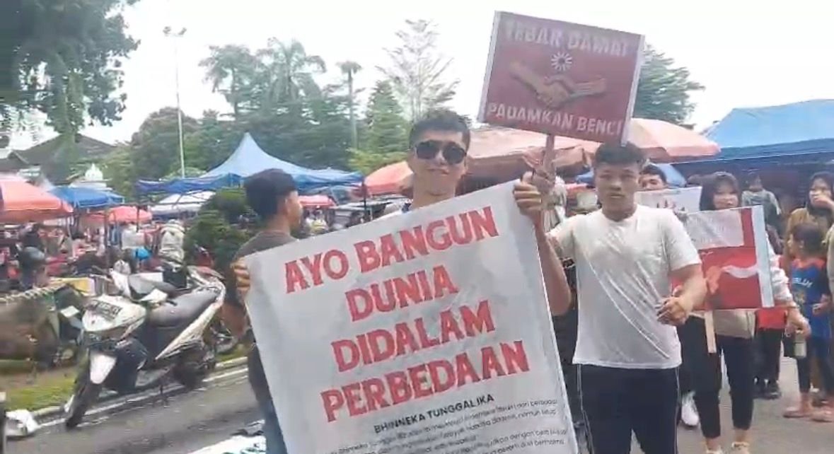 Kampanye simpatik FKPT bersama Densus 88 AT dengan tema Merawat Kebhinekaan, Menolak Radikalisme dan Terorisme di CFD Telanaipura, Kota Jambi